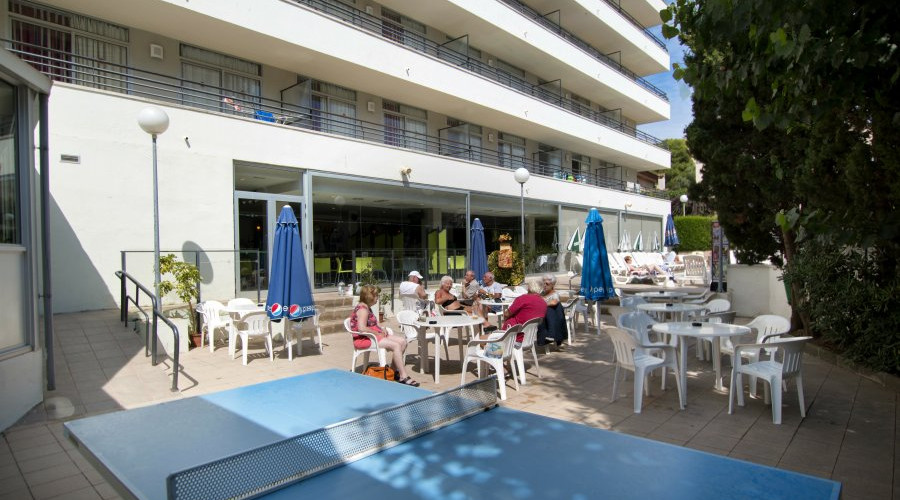 Terrassa Aparthotel Esmeraldas